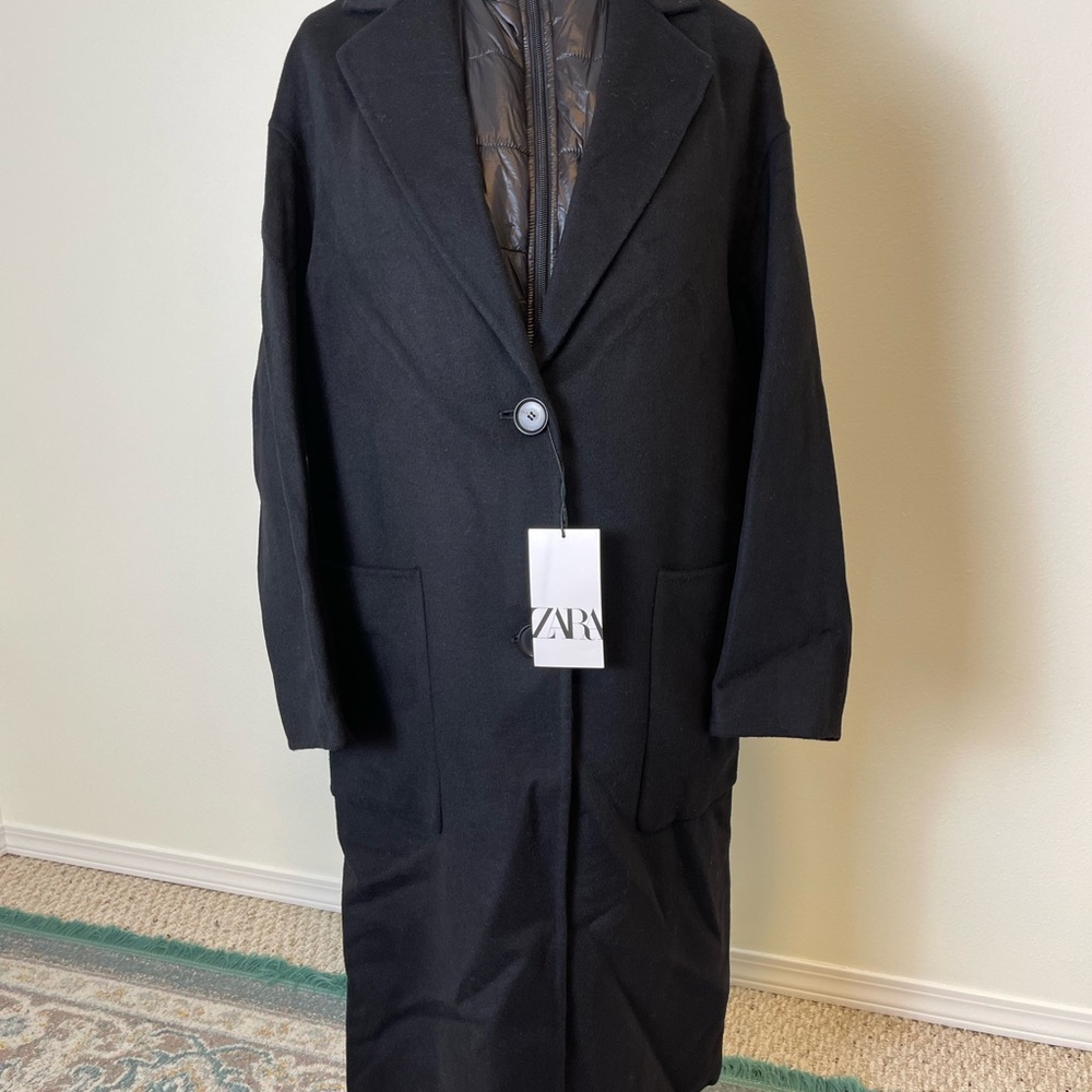 Zara Elegant Black Hooded Coat - Picture 2 of 5